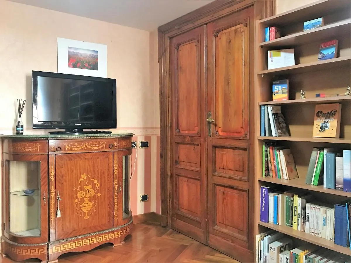 Oscar Apartment Neapol Itálie